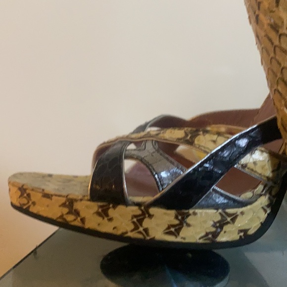 Miu Miu snakeskin heels - Picture 6 of 7